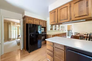 4909 S Naniloa Dr, Holladay, UT 84117 - Photo 7