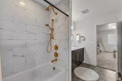 1729 S Haven Pkwy, West Haven, UT 84401 - Photo 25