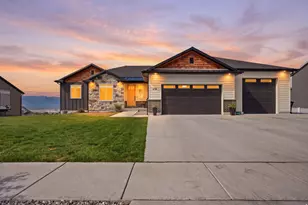 475 N 900 E, Hyde Park, UT 84318 - Photo 3