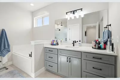 475 N 900 E, Hyde Park, UT 84318 - Photo 25