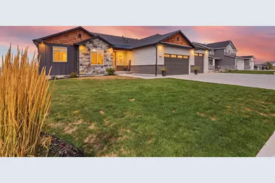 475 N 900 E, Hyde Park, UT 84318 - Photo 1