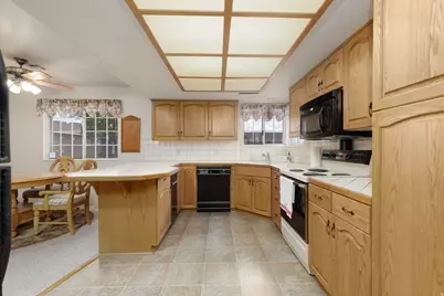 970 E 700 S #67, Saint George, UT 84790 - Photo 7