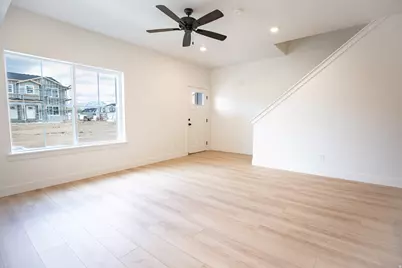 487 E 590 N #46, Salem, UT 84653 - Photo 5