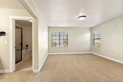 3075 S Crews Ct, West Valley, UT 84120 - Photo 27
