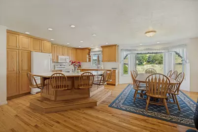 539 E 250 N, Centerville, UT 84014 - Photo 9