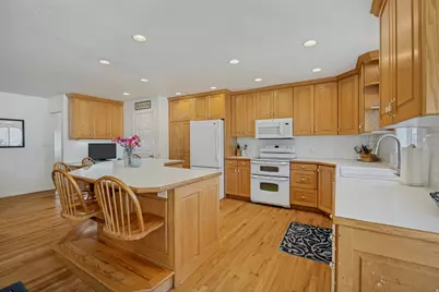 539 E 250 N, Centerville, UT 84014 - Photo 11