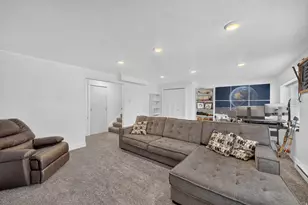 9507 S 1860 W, South Jordan, UT 84095 - Photo 33