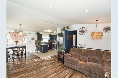 3251 W 5720 S, Taylorsville, UT 84129 - Photo 9