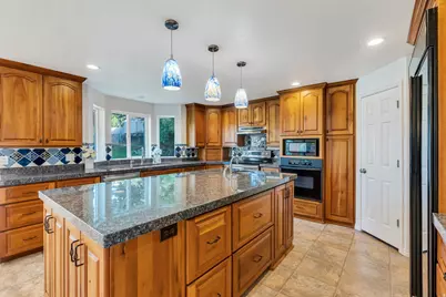 875 E 400 N, Lindon, UT 84042 - Photo 11