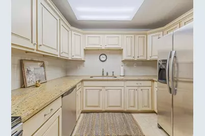 560 E South Temple #508, Salt Lake City, UT 84102 - Photo 5