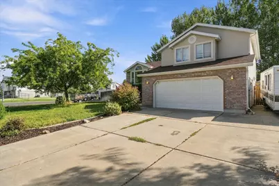 1598 N 2530 W, Clinton, UT 84015 - Photo 3