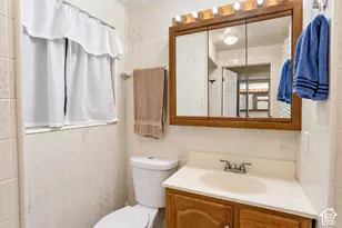235 S 900 E, Kaysville, UT 84037 - Photo 17