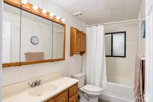 235 S 900 E, Kaysville, UT 84037 - Photo 19