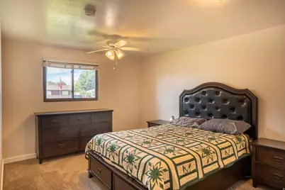 235 S 900 E, Kaysville, UT 84037 - Photo 9
