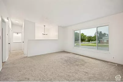 1346 Marilyn Dr, Syracuse, UT 84075 - Photo 5