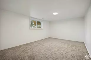 1346 Marilyn Dr, Syracuse, UT 84075 - Photo 13