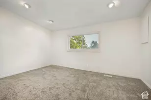 1346 Marilyn Dr, Syracuse, UT 84075 - Photo 17