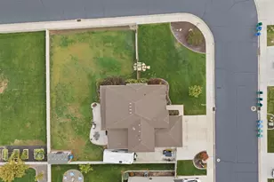 2089 S Bullrush Parkway, Lehi, UT 84043 - Photo 35