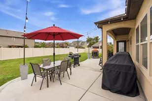 2089 S Bullrush Parkway, Lehi, UT 84043 - Photo 29