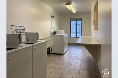 290 N 500 W #211, Bountiful, UT 84010 - Photo 21