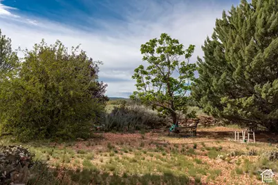 40 S 7440 E, Kanab, UT 84741 - Photo 15