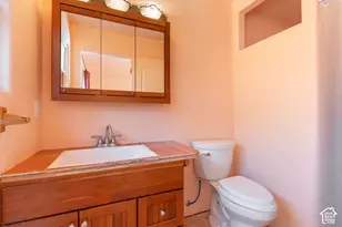 40 S 7440 E, Kanab, UT 84741 - Photo 37