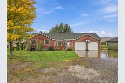 160 S 100 W, Mona, UT 84645 - Photo 3