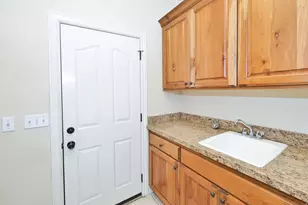 47 N 970 W, Orem, UT 84057 - Photo 17