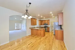 47 N 970 W, Orem, UT 84057 - Photo 11
