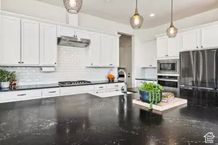 12306 S Elena Cyn Cv, Herriman, UT 84096 - Photo 15