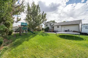 2437 S 3000 W, Syracuse, UT 84075 - Photo 29
