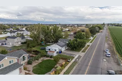 2437 S 3000 W, Syracuse, UT 84075 - Photo 33