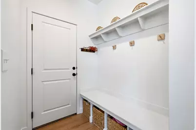 12199 S Brinnelli Dr E, Draper, UT 84020 - Photo 9