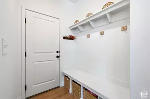 12199 S Brinnelli Dr E, Draper, UT 84020 - Photo 9