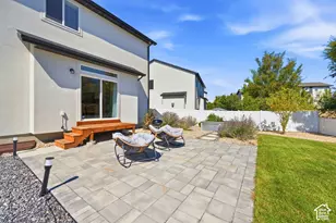 12199 S Brinnelli Dr E, Draper, UT 84020 - Photo 45
