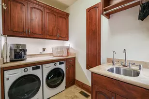 1459 E Meadow Bluff Ln, Draper, UT 84020 - Photo 27