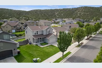 4076 E Southpass Rd, Eagle Mountain, UT 84005 - Photo 29