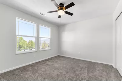 4076 E Southpass Rd, Eagle Mountain, UT 84005 - Photo 15