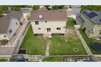 4076 E Southpass Rd, Eagle Mountain, UT 84005 - Photo 31