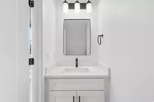 821 W 800 S, Salt Lake City, UT 84104 - Photo 21