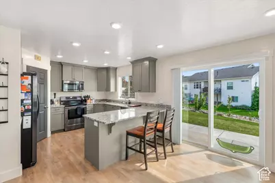 952 E 100 N, Hyde Park, UT 84318 - Photo 9