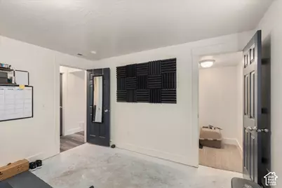 952 E 100 N, Hyde Park, UT 84318 - Photo 31