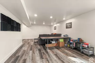 952 E 100 N, Hyde Park, UT 84318 - Photo 23
