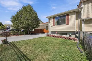 1466 W Twin Oaks Dr S, West Jordan, UT 84088 - Photo 3