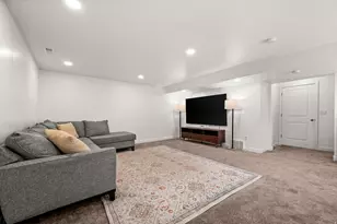 11067 S Sattinwood Dr, South Jordan, UT 84009 - Photo 19