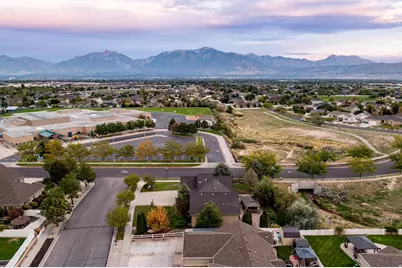 4523 W Park Bend Ct S, Riverton, UT 84096 - Photo 55