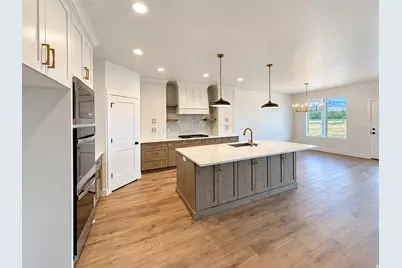 754 S 3500 W #221, West Weber, UT 84401 - Photo 3