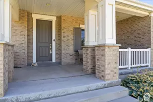 3371 W Oxfordshire Dr, Bluffdale, UT 84065 - Photo 3