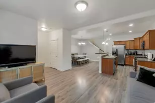 3794 W Angelica Ct, South Jordan, UT 84095 - Photo 3