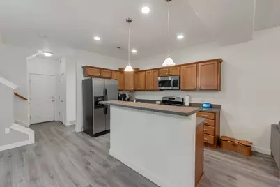 3794 W Angelica Ct, South Jordan, UT 84095 - Photo 5